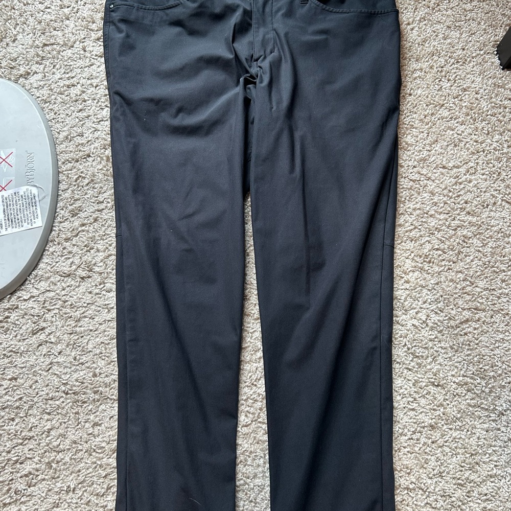 Lululemon ABC Slim Black Pants 36x30